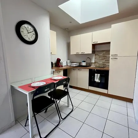 公寓 Maisonnette, A 50m De La Avec Terrasse