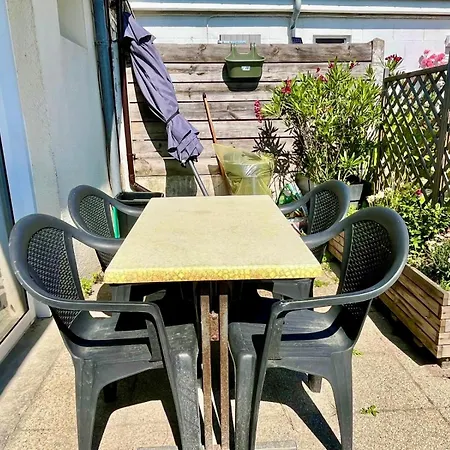 Maisonnette, A 50m De La Avec Terrasse